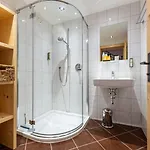 Harmony Deluxe Chalet, Sauna & Fireplace By Belle-stay Dom wakacyjny Reith bei Kitzbühel