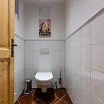 Dom wakacyjny Harmony Deluxe Chalet, Sauna & Fireplace By Belle-stay *