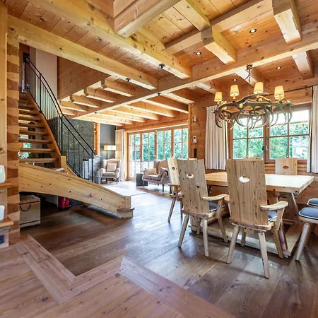 Harmony Deluxe Chalet, Sauna & Fireplace By Belle-stay