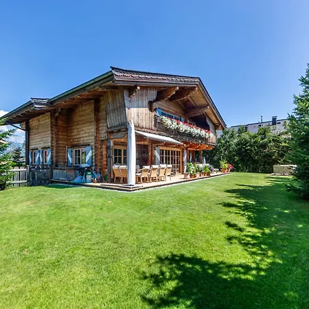 Harmony Deluxe Chalet, Sauna & Fireplace By Belle-stay