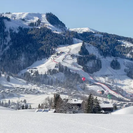 Harmony Deluxe Chalet, Sauna & Fireplace By Belle-stay Nyaraló