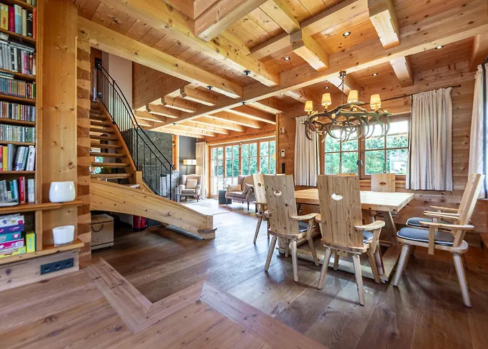 Harmony Deluxe Chalet, Sauna & Fireplace By Belle-stay