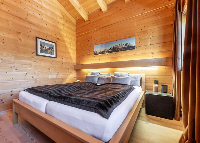 بيت للعطل Harmony Deluxe Chalet, Sauna & Fireplace By Belle-stay