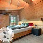 Hébergement de vacances Harmony Deluxe Chalet, Sauna&fireplace By Belle-stay