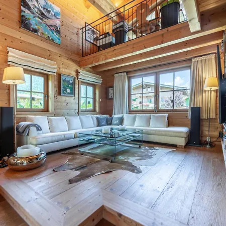 Casa vacanze Harmony Deluxe Chalet, Sauna & Fireplace By Belle-stay