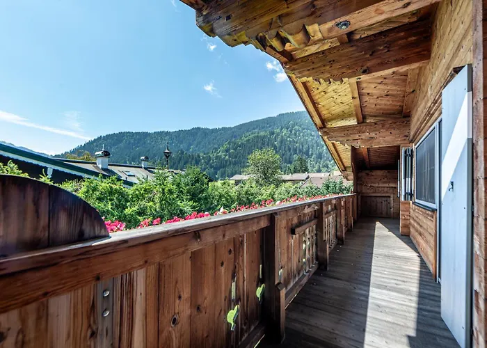 Harmony Deluxe Chalet, Sauna & Fireplace By Belle-stay *