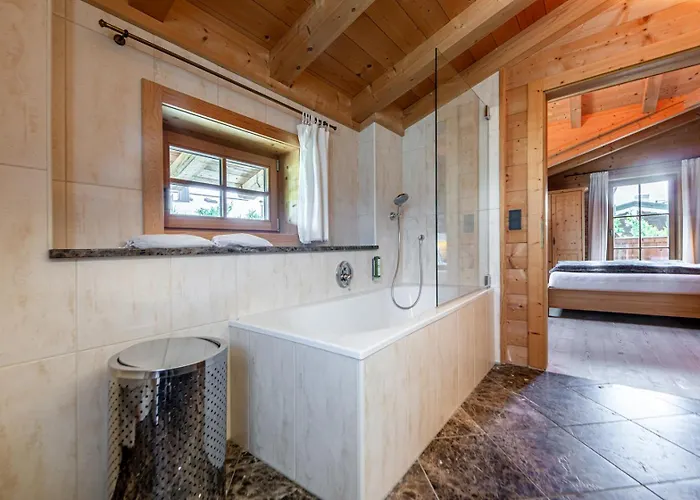 Harmony Deluxe Chalet, Sauna & Fireplace By Belle-stay *