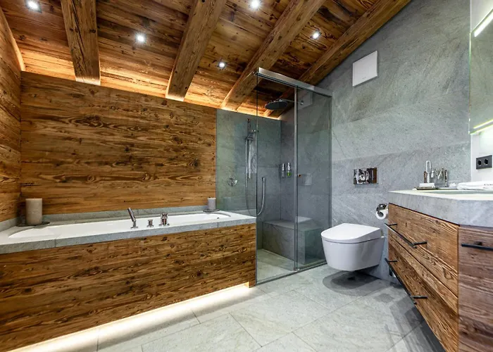 Harmony Deluxe Chalet, Sauna & Fireplace By Belle-stay Feriehus