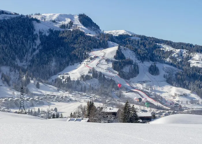 Harmony Deluxe Chalet, Sauna & Fireplace By Belle-stay Feriehus